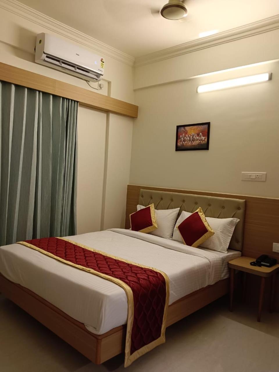 Krishna Inn Μπανγκαλόρ Εξωτερικό φωτογραφία
